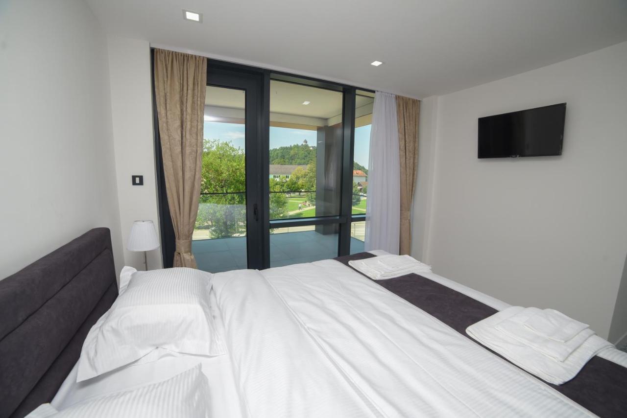 Motel Grand Velika Kladusa Dış mekan fotoğraf