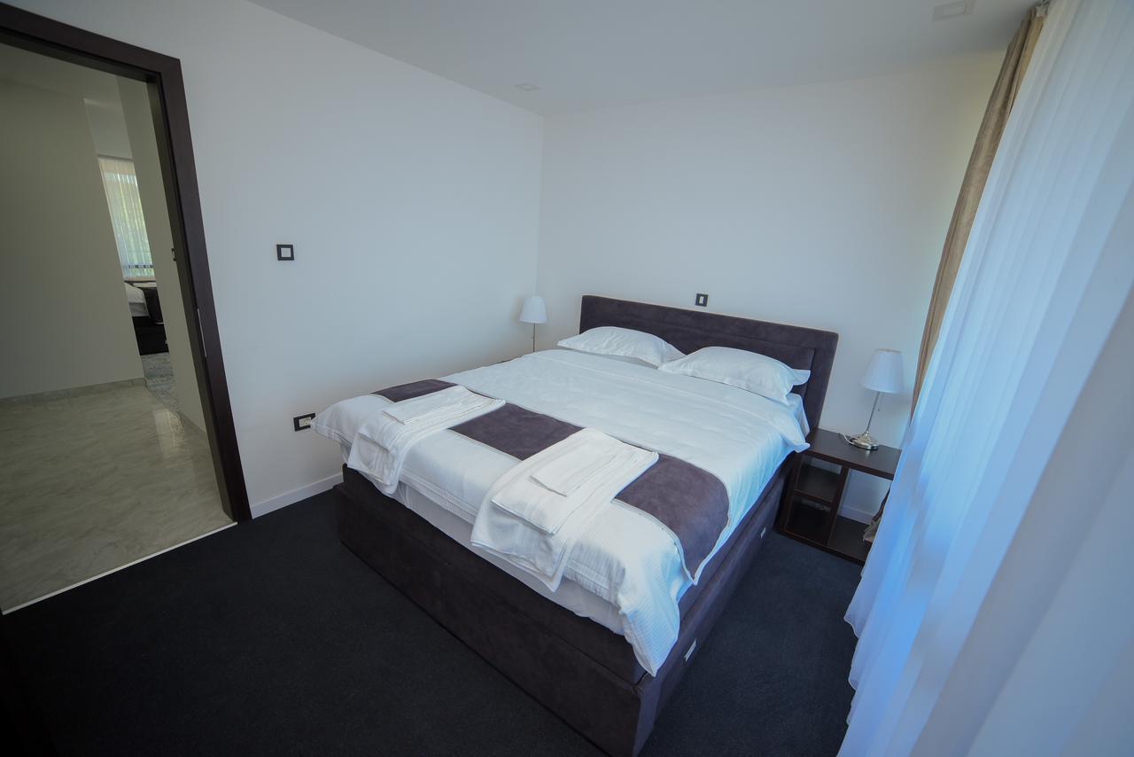 Motel Grand Velika Kladusa Dış mekan fotoğraf