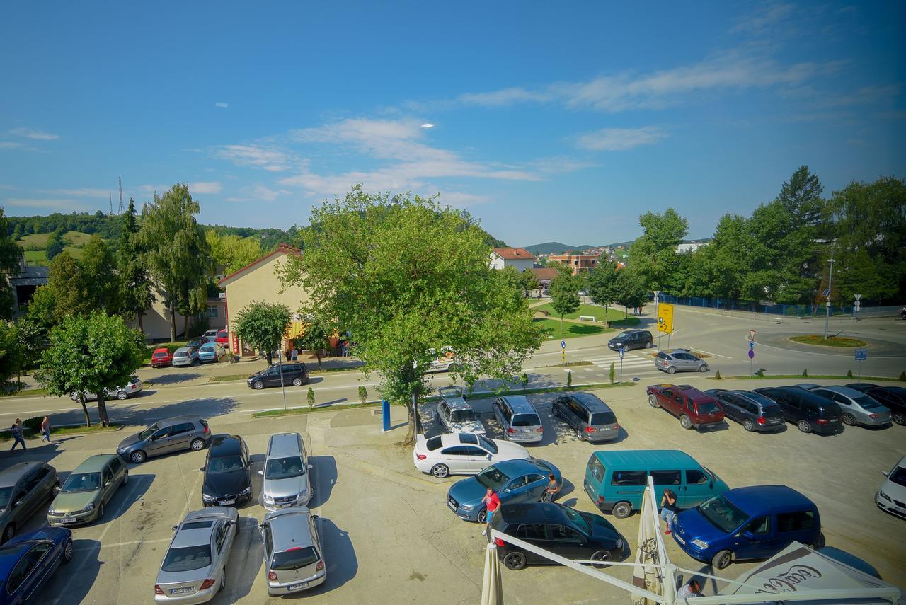 Motel Grand Velika Kladusa Dış mekan fotoğraf