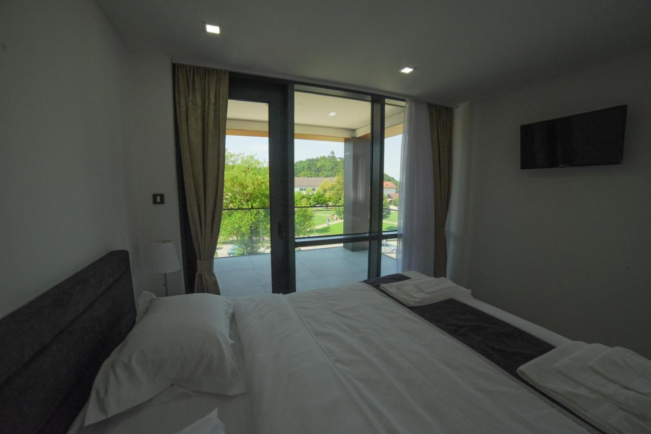 Motel Grand Velika Kladusa Dış mekan fotoğraf